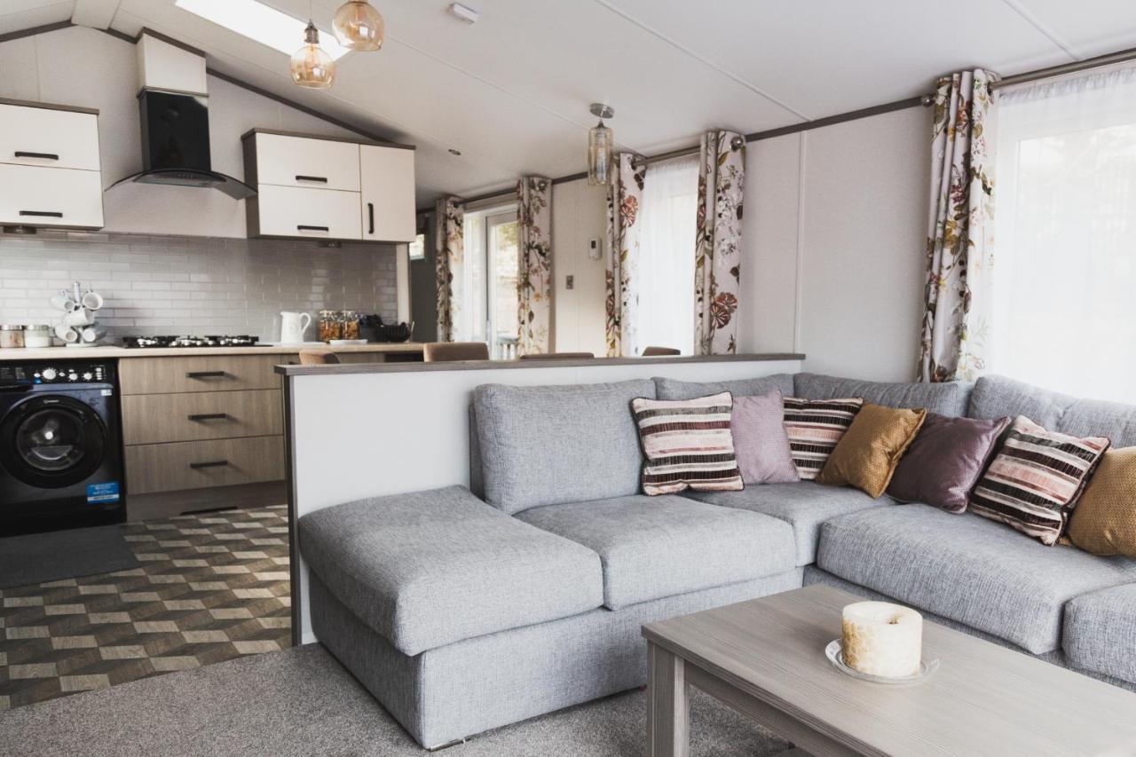 Atlas Ovation * Auchterarder